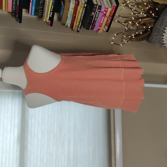 Wilt Tank Top - Picture 3 of 4